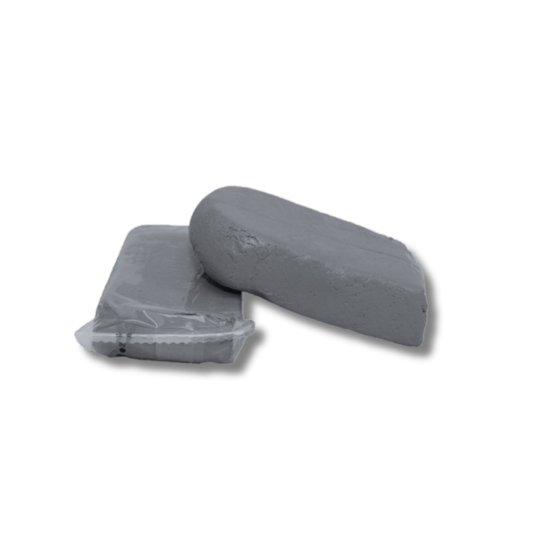 A bottle of Magna Shine Dark Gray Clay - Medium Cut on a white background.