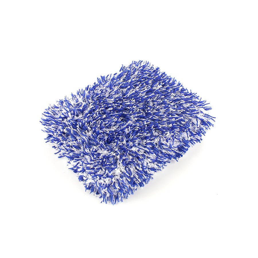 A bottle of The Rag Company Cyclone Ultra Wash Pad on a white background.