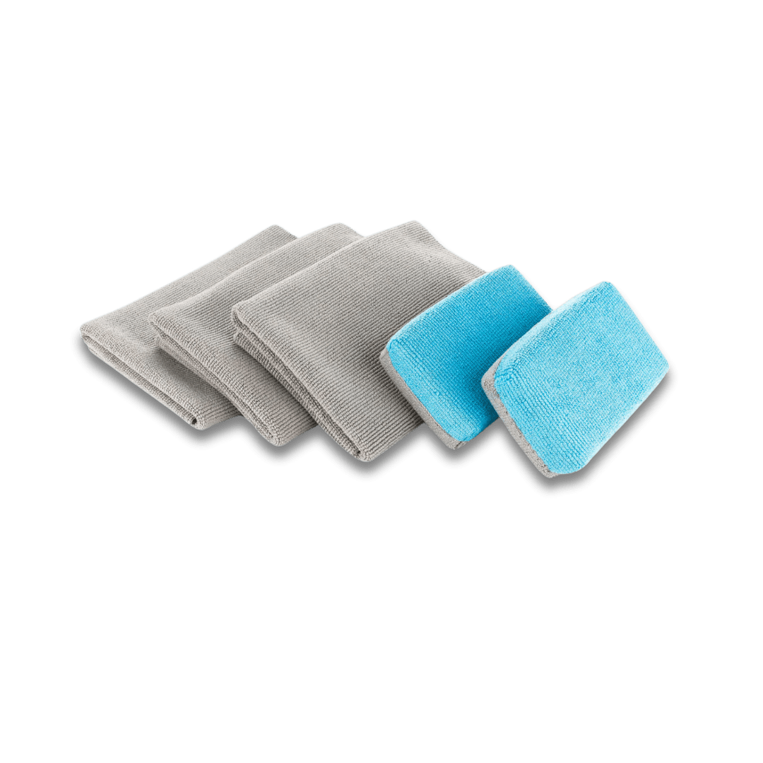 A bottle of The Rag Company No Soak Coating Applicator Kit on a white background.