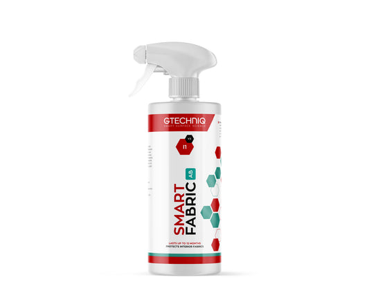 A bottle of GTechniq GTECHNIQ | I1v3 SMART FABRIC on a white background.
